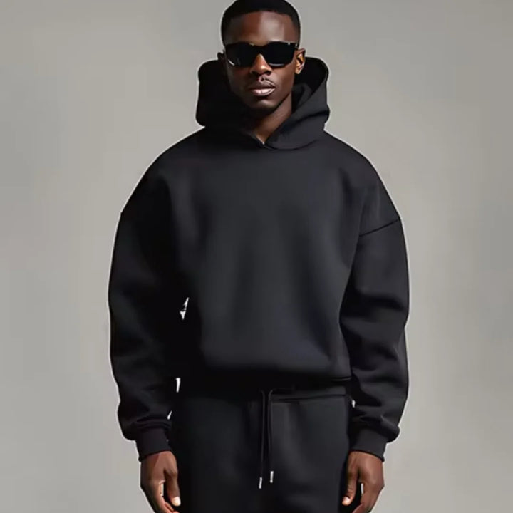 Relaxed fit tracksuit in navy with soft fleece interior and ribbed cuffs
