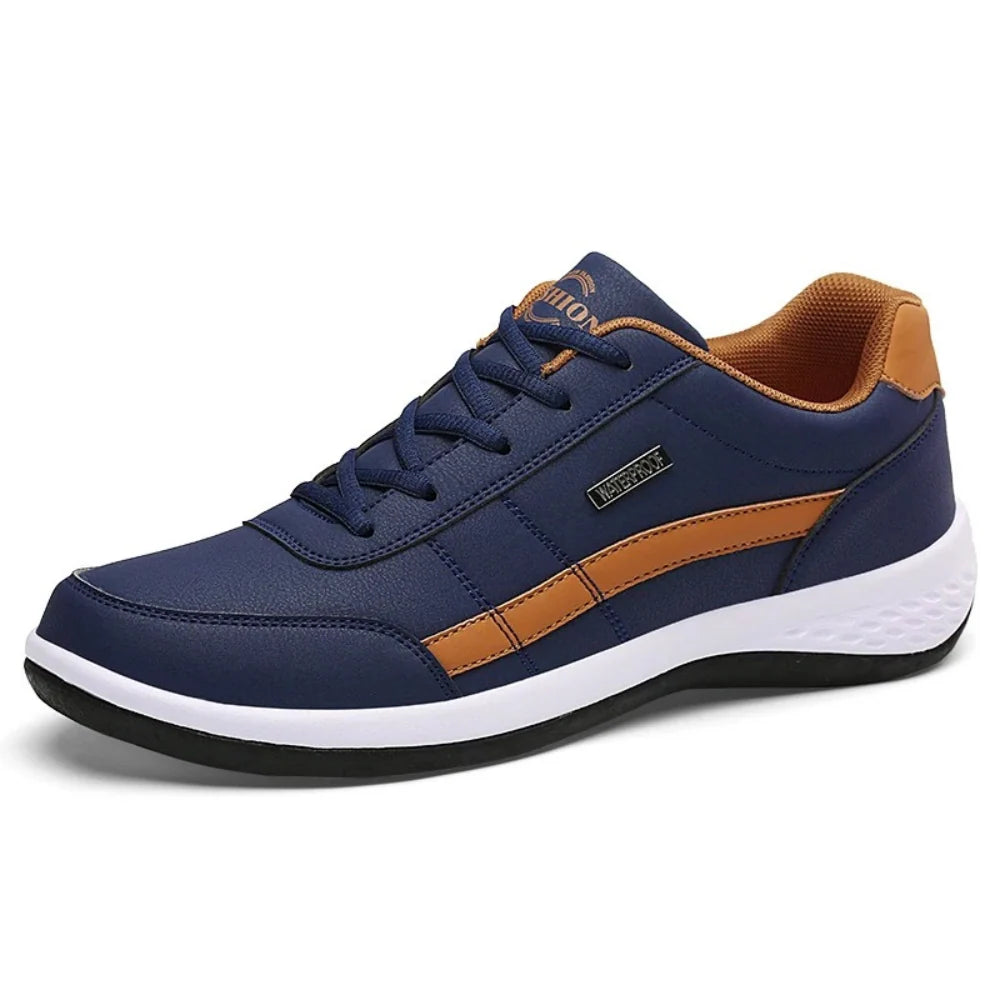 Men's everyday trainers in leather with tonal stitching and low-top design