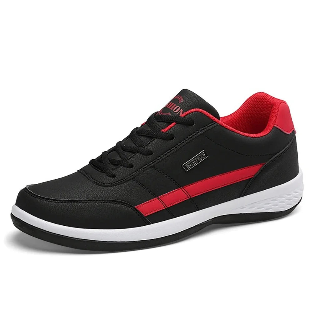 Classic men's leather trainers suitable for casual and relaxed weekend wear