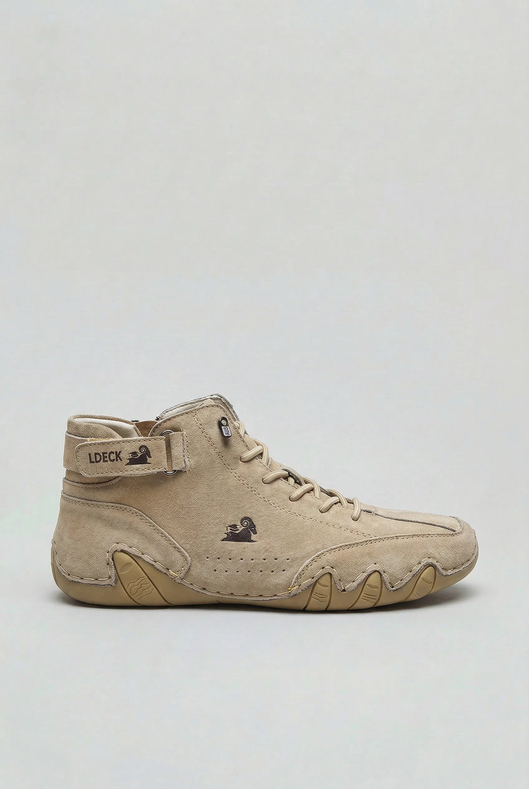 Men's high-top trainers in beige with cushioned ankle support and water-resistant finish