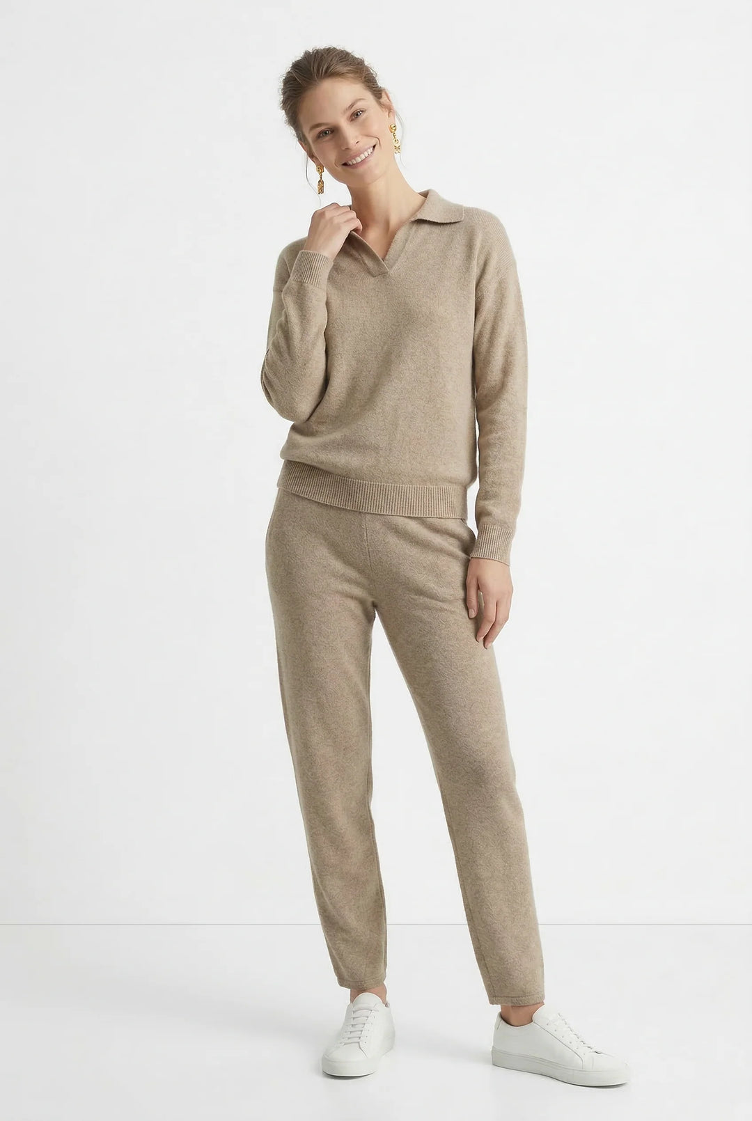 Side angle of Merino lounge set high-waisted trousers with comfortable fit and soft drape