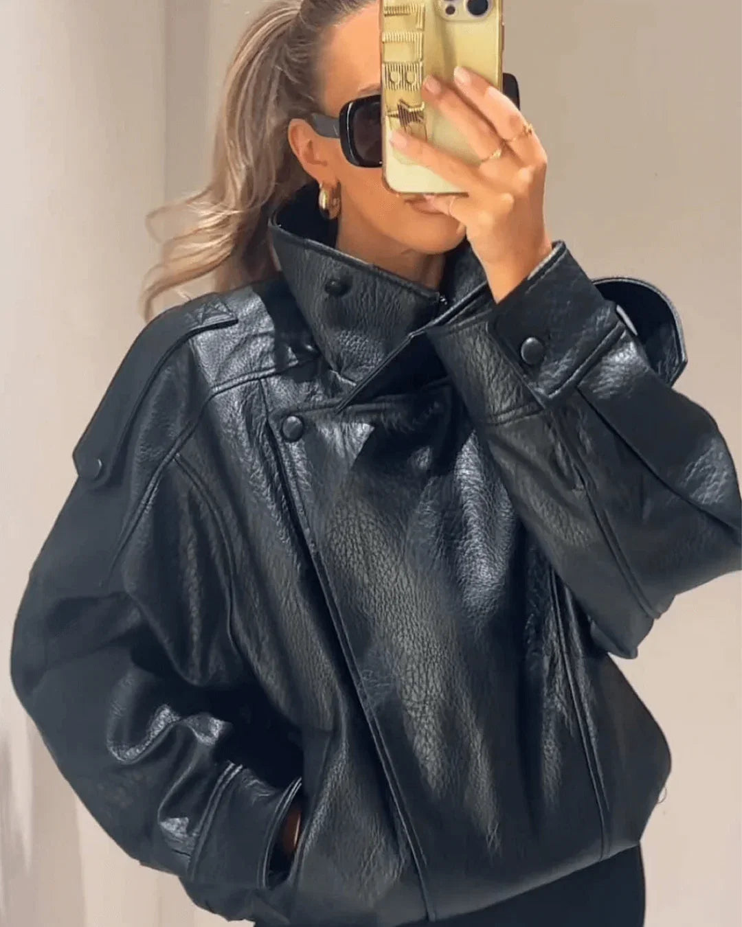 Women's bomber jacket with elasticated cuffs and hem for cropped silhouette