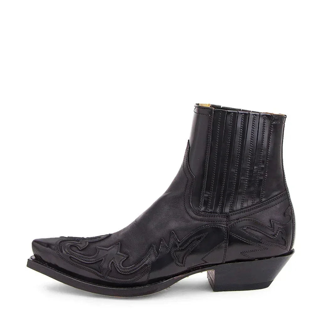 Men's cowboy boots with pointed toe and Western stitched detailing in a sleek finish