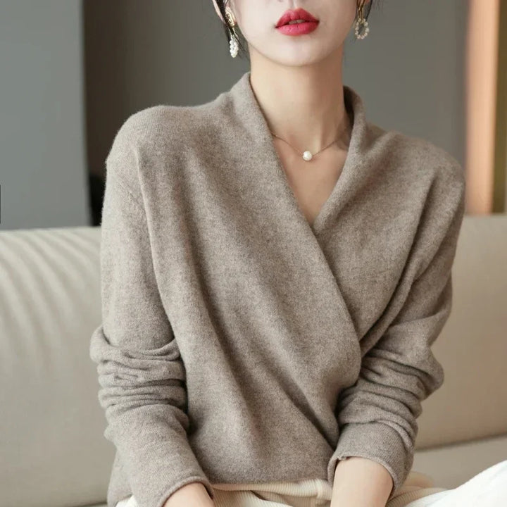 Woman wearing taupe mohair sweater for smart-casual autumn layering look