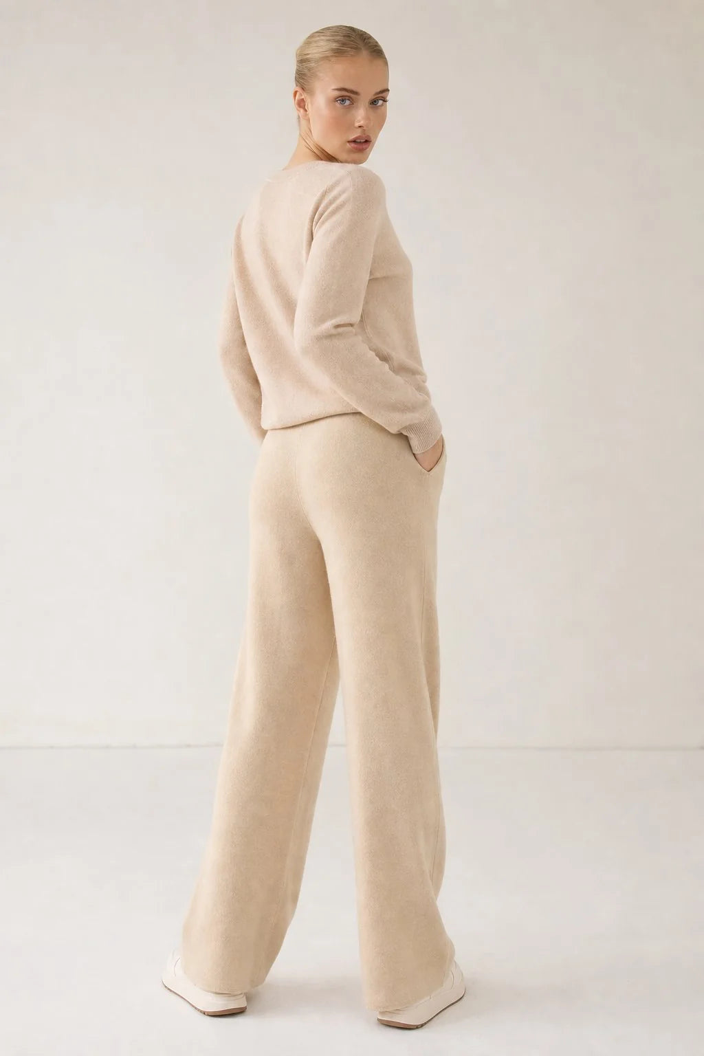 Detail shot of Merino Pants elasticated waistband and side pocket construction